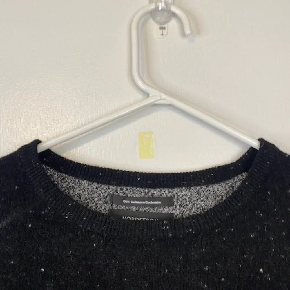 Men's Nordstrom Black cashmere Sweater - Picture 3 of 7